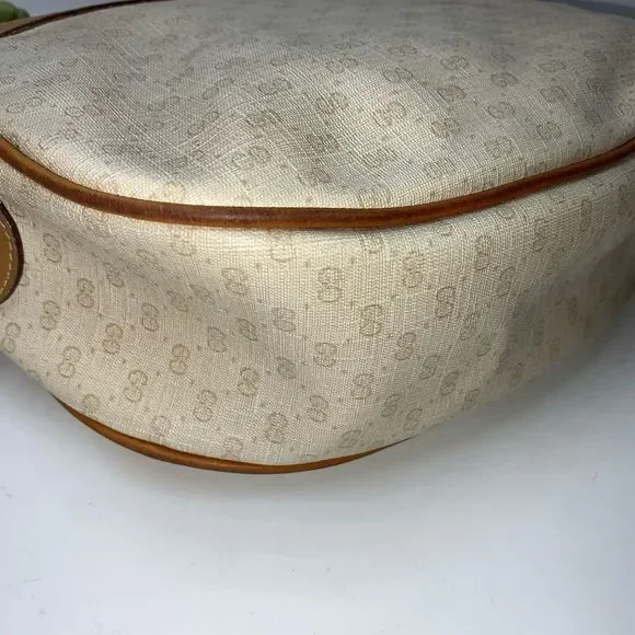 Gucci Tan and Cream Crossbody Bag - Picture 8 of 12